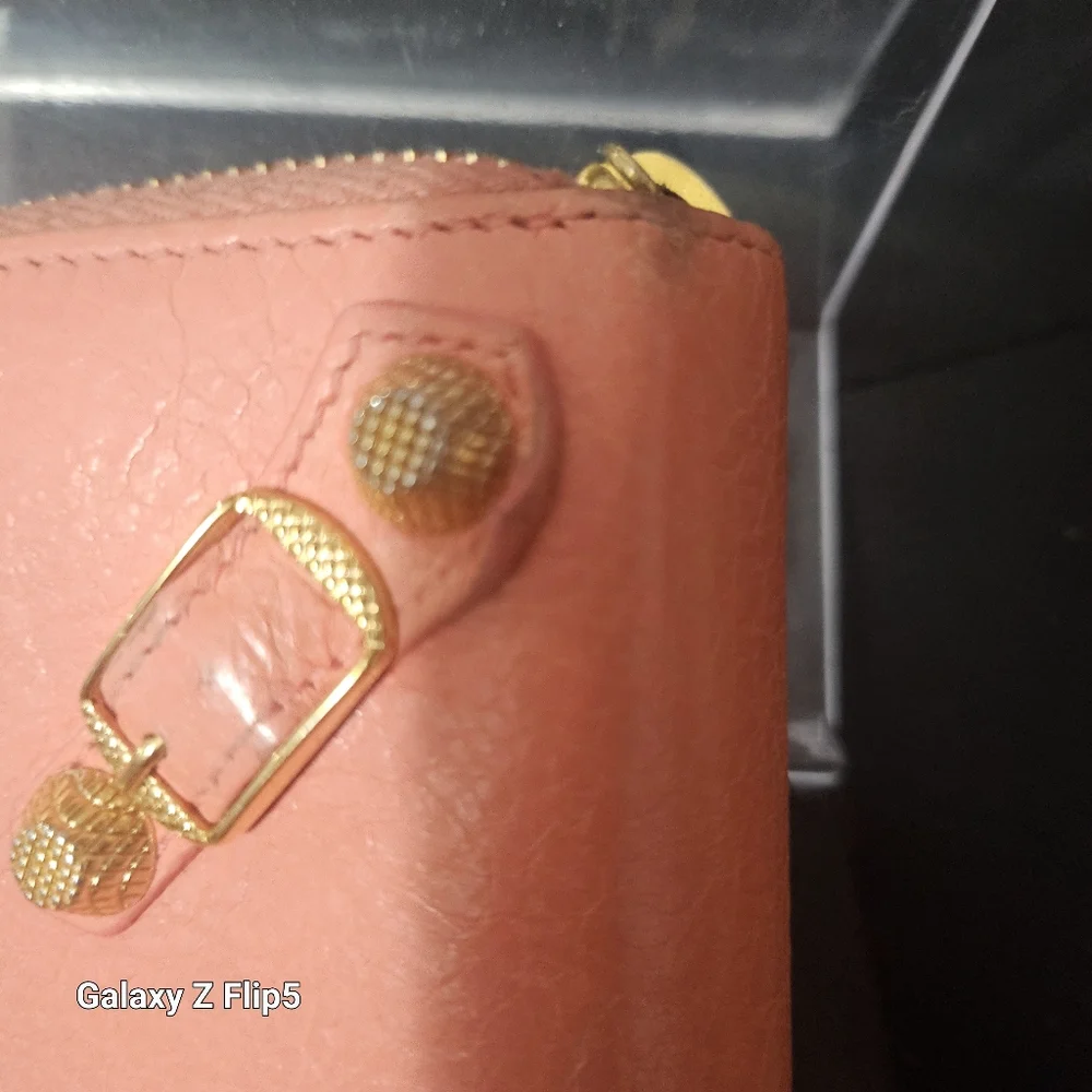 Balenciaga Pink Wallet with Gold Accents - Picture 7 of 12